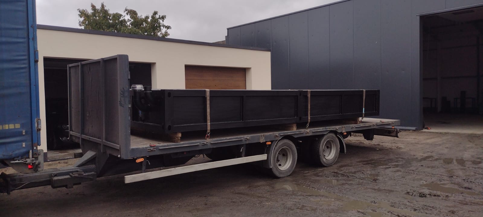 89826548 0636 4bbd 9d2f fd52c6b058d5