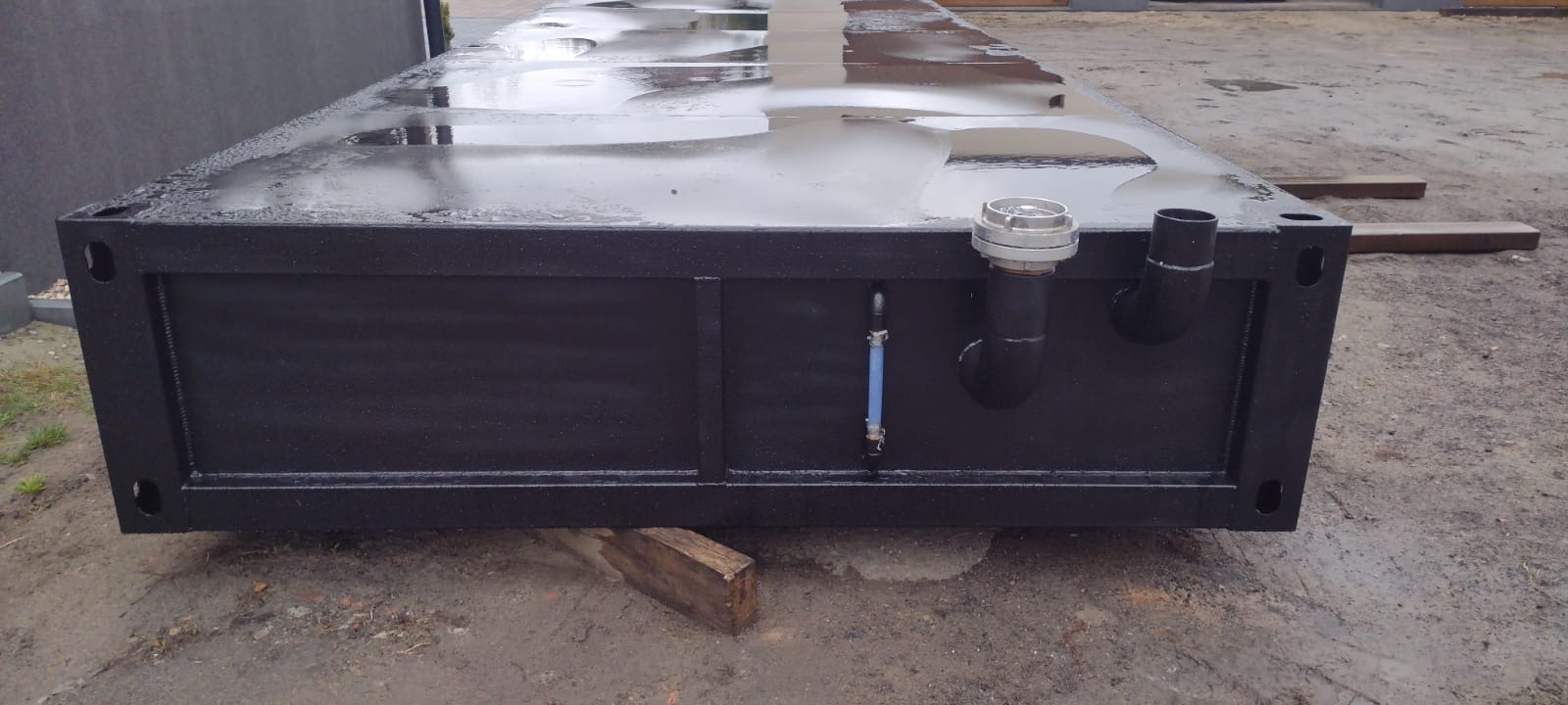 e8813b70 c0de 4210 9a81 c1df416a50c8